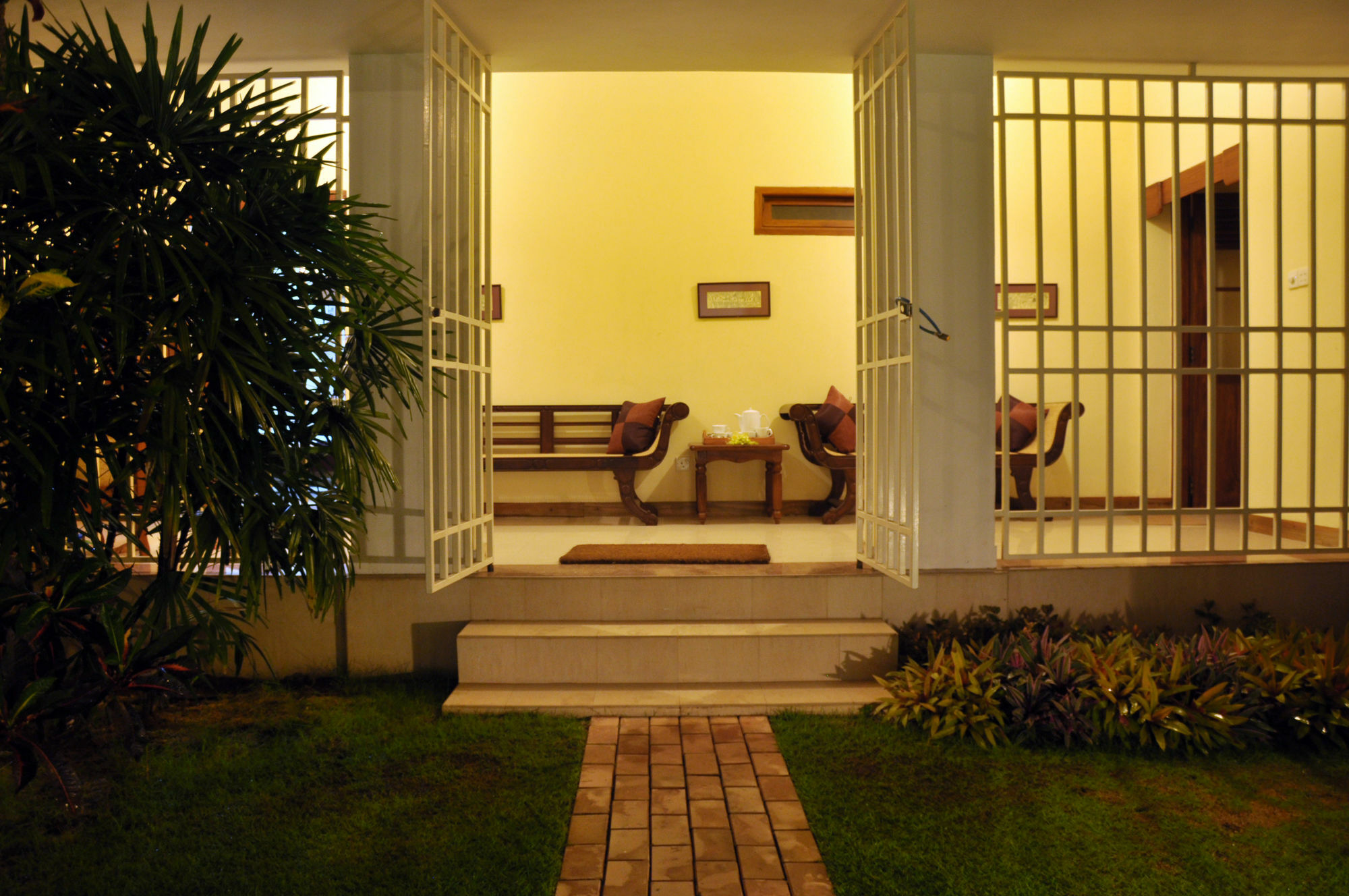Serene Villa Ratnapura Exterior foto