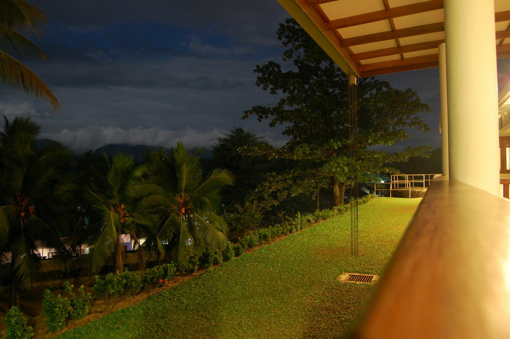 Serene Villa Ratnapura Exterior foto